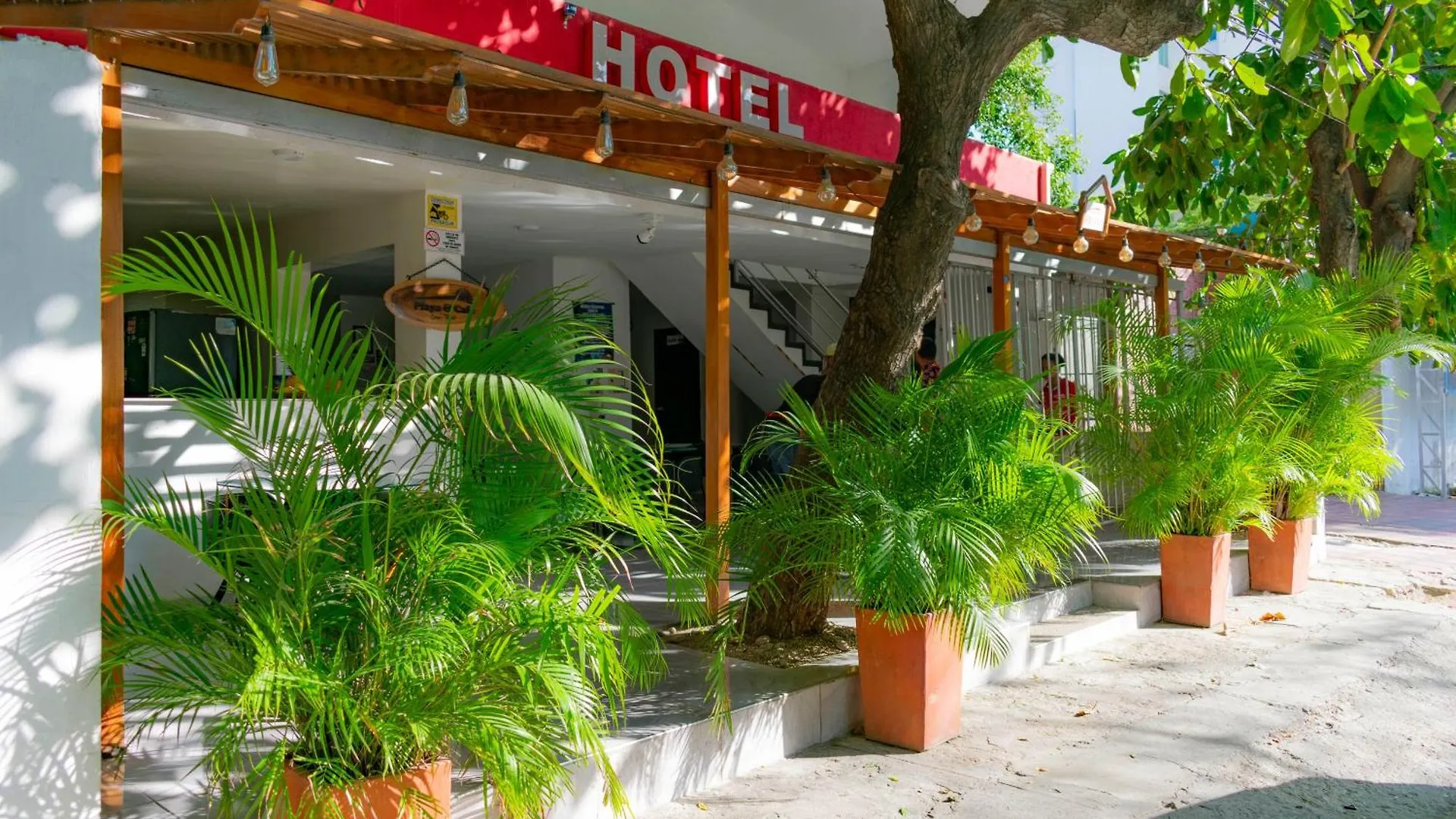 Hotel Playa Y Cafe Santa Marta