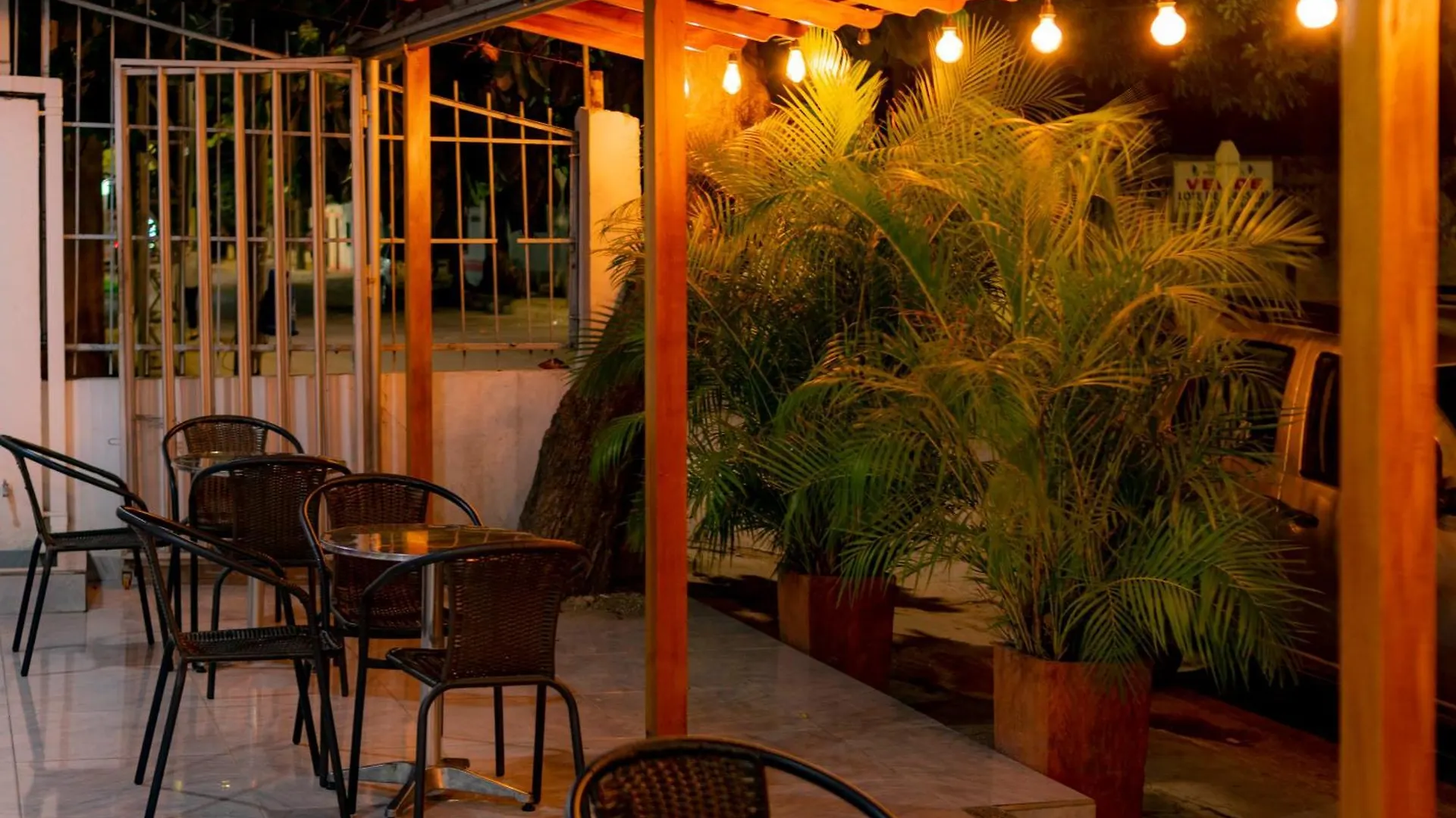 Hotel Playa Y Cafe Santa Marta